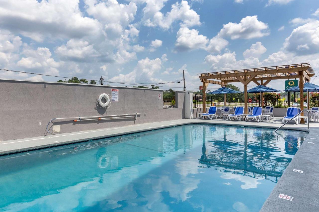 Quality Inn & Suites Spring Lake - Fayetteville Near Fort Bragg Eksteriør billede